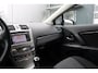 Toyota Avensis Wagon 1.8 VVTi Comfort Cruise/Camera/Stoelverwarming/Navi/Bluetooth/16"LM/RadioCD.AUX.USB/Trekhaak/APK:11-04-2027