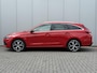 Hyundai i30 Wagon 1.5 T-GDi MHEV Premium / 18" N velgen / Trekhaak afneembaar 1410 kg / Vol leder / Stoelverwarming en verkoeling  / Stuurwiel verwarming / Navigatie / Full LED / Elektrische stoelverstelling / Achteruitrijcamera /