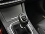 Hyundai i30 Wagon 1.5 T-GDi MHEV Premium / 18" N velgen / Trekhaak afneembaar 1410 kg / Vol leder / Stoelverwarming en verkoeling  / Stuurwiel verwarming / Navigatie / Full LED / Elektrische stoelverstelling / Achteruitrijcamera /