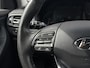 Hyundai i30 Wagon 1.5 T-GDi MHEV Premium / 18" N velgen / Trekhaak afneembaar 1410 kg / Vol leder / Stoelverwarming en verkoeling  / Stuurwiel verwarming / Navigatie / Full LED / Elektrische stoelverstelling / Achteruitrijcamera /