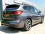 BMW X1 xDrive25e M-sport 220 PK | M pakket | Keyless entry | Camera | Stoelverwarming | Elektrische stoelen met geheugen | Head up Display | Elektrische Klep | 19 Inch |