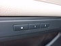 BMW 5-Serie 535i Upgrade Edition, Afn.Trekhaak / Leder / Xenon / Sensoren V + A / Bluetooth / Stoelverwarming / Climate Control / 20'' LMV