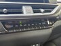 Lexus UX 250h Preference Line | 184pk | Stoel- & Stuurverwarming | Adaptive Cruise | Achteruitrijcamera | 18 Inch |