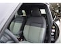 MINI Cooper Mini E Blackyard 40.7 kWh NIEUWE AUTO! Stoelverwarmig | Camera | Carplay | Head Up Display | 17 " U-Spoke grey velgen! Nieuwprijs €32.990,-!!
