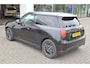 MINI Cooper Mini E Blackyard 40.7 kWh NIEUWE AUTO! Stoelverwarmig | Camera | Carplay | Head Up Display | 17 " U-Spoke grey velgen! Nieuwprijs €32.990,-!!