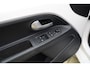 Volkswagen Up! 1.0 BMT move up! - PRIJS INCL. BEURT - APK 01/2028 - 5 DEURS - AIRCO - ELEKTRISCH RAMEN - CENTRALE VERGRENDELING