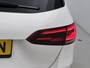 Mercedes-Benz B-klasse 200 Business Solution AMG | Panoramadak | Trekhaak | Achteruitrijcamera | Multibeam Koplampen | Inclusief 24 maanden MB Certified garantie voor Europa.