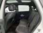 Mercedes-Benz B-klasse 200 Business Solution AMG | Panoramadak | Trekhaak | Achteruitrijcamera | Multibeam Koplampen | Inclusief 24 maanden MB Certified garantie voor Europa.