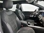 Mercedes-Benz B-klasse 200 Business Solution AMG | Panoramadak | Trekhaak | Achteruitrijcamera | Multibeam Koplampen | Inclusief 24 maanden MB Certified garantie voor Europa.