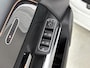 Mercedes-Benz B-klasse 200 Business Solution AMG | Panoramadak | Trekhaak | Achteruitrijcamera | Multibeam Koplampen | Inclusief 24 maanden MB Certified garantie voor Europa.