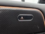 Mercedes-Benz B-klasse 200 Business Solution AMG | Panoramadak | Trekhaak | Achteruitrijcamera | Multibeam Koplampen | Inclusief 24 maanden MB Certified garantie voor Europa.