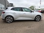 Renault Megane 1.2 TCe Bose van 2de Eig met parkeersensoren en navigatie en bluetooth en sense
