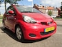 Toyota Aygo 1.0-12V Aspiration Red Navigator Airco