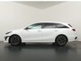 Kia Ceed Sportswagon 1.5 T-GDi GT-Line Automaat - Climate Control - Kantel / Schuifdak - Navigatie - Achteruitrijcamera - Elektrische Achterklep - Fabrieksgarantie tot 03-2031