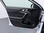 Kia Ceed Sportswagon 1.5 T-GDi GT-Line Automaat - Climate Control - Kantel / Schuifdak - Navigatie - Achteruitrijcamera - Elektrische Achterklep - Fabrieksgarantie tot 03-2031