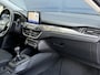 Ford Focus Wagon 1.0 EcoBoost 125pk Titanium Business | Navigatie | Stuur/Stoel verwarming | Climate control | Winterset | Lage kmstand!
