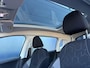 Peugeot 2008 1.2 PureTech Blue Lion | Navigatie | Panoramadak | 16 inch Lichtmetalen velgen | Airco | Lage kilometerstand!
