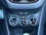 Peugeot 2008 1.2 PureTech Blue Lion | Navigatie | Panoramadak | 16 inch Lichtmetalen velgen | Airco | Lage kilometerstand!