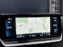 Peugeot 2008 1.2 Puretech 100pk Allure Pack | Navigatie | Camera | 17 inch | Trekhaak | Lage kilometerstand