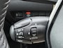 Peugeot 2008 1.2 Puretech 100pk Allure Pack | Navigatie | Camera | 17 inch | Trekhaak | Lage kilometerstand