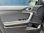 Kia Ceed 1.5 T-GDi 140pk DynamicLine | Privacy Glass | Cruise Control | Navigatie | Apple Carplay / Android Auto | Climate control