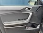 Kia Ceed 1.5 T-GDi 140pk DynamicLine | Privacy Glass | Cruise Control | Navigatie | Apple Carplay / Android Auto | Climate control