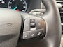 Ford E-Transit 350 L2H2 Trend 68 kWh | Navigatie | Camera | Wandbekleding | Rubber vloer | Stoelverwarming | 3-zits | Carplay/Android Auto