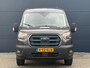Ford E-Transit 350 L2H2 Trend 68 kWh | Navigatie | Camera | Wandbekleding | Rubber vloer | Stoelverwarming | 3-zits | Carplay/Android Auto