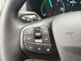 Ford E-Transit 350 L2H2 Trend 68 kWh | Navigatie | Camera | Wandbekleding | Rubber vloer | Stoelverwarming | 3-zits | Carplay/Android Auto