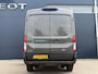 Ford E-Transit 350 L2H2 Trend 68 kWh | Navigatie | Camera | Wandbekleding | Rubber vloer | Stoelverwarming | 3-zits | Carplay/Android Auto