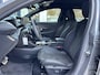 Peugeot 208 1.2 Hybrid 145 e-DCS6 GT | Stoelverwarming | Camera | Naivgatie | 3D Cockpit | LED | Apple CarPlay / Android Auto