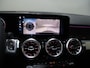 Mercedes-Benz GLB 180 Business Solution AMG | Panoramaschuifdak | Premium Plus | Trekhaak | Verschuifbare Bank | Winterpakket |