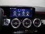 Mercedes-Benz GLB 180 Business Solution AMG | Panoramaschuifdak | Premium Plus | Trekhaak | Verschuifbare Bank | Winterpakket |