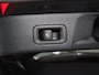 Mercedes-Benz GLB 180 Business Solution AMG | Panoramaschuifdak | Premium Plus | Trekhaak | Verschuifbare Bank | Winterpakket |