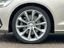 Volvo V60 2.0 B3 Essential | Elektr. Trekhaak 1800KG | 19"LM | Navigatie | Camera | Parkeersensoren | Climate Control |