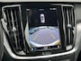 Volvo V60 2.0 B3 Essential | Elektr. Trekhaak 1800KG | 19"LM | Navigatie | Camera | Parkeersensoren | Climate Control |