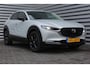 Mazda CX-30 2.5 e-SKYACTIV-G M HYBRID 140PK HOMURA AUTOMAAT / NAVI / CLIMA / FULL-LED / PDC / 18" LMV / KEYLESS / AFN. TREKHAAK / WINTERPAKKET / ADAPT. CRUISECONTROL / 1E EIGENAAR / NIEUWSTAAT !!