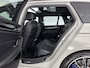 BMW 5-Serie Touring 530i M-Sportpack High Executive (INCL-BTW) Aut. *PANO | HEAD-UP | LEATHER | TOPVIEW | HARMAN/KARDON | FULL-LED | ADAPTIVE-CRUISE | BLINDSPOT | HEATED-COMFORTSEATS | KEYLESS | DAB | DIGI-COCKPIT | PRIVACY-GLASS | SHIFTPADDLE