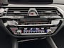 BMW 5-Serie Touring 530i M-Sportpack High Executive (INCL-BTW) Aut. *PANO | HEAD-UP | LEATHER | TOPVIEW | HARMAN/KARDON | FULL-LED | ADAPTIVE-CRUISE | BLINDSPOT | HEATED-COMFORTSEATS | KEYLESS | DAB | DIGI-COCKPIT | PRIVACY-GLASS | SHIFTPADDLE