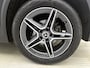 Mercedes-Benz GLA 200 Business Solution AMG | Cruise control | Parkeer assistent | Stoelverwarming | Inclusief 24 maanden Mercedes-Benz Certified garantie voor Europa.