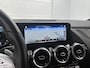 Mercedes-Benz GLA 200 Business Solution AMG | Cruise control | Parkeer assistent | Stoelverwarming | Inclusief 24 maanden Mercedes-Benz Certified garantie voor Europa.