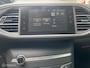 Peugeot 308 1.2 PureTech Blue Lease Executive dist,riem en olie pomp net vervangen door de dealer