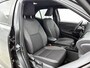 Toyota Yaris Cross 1.5 Hybrid Dynamic Limited | Navigatie | Stuur en Stoelverwarming | Parkeercamera achter
