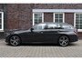 BMW 3-Serie 330 330e xDrive High Executive/Individual/Panodak/Leer/4WD Wij zijn op afspraak geopend! Graag bellen voor uw komst.