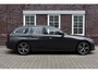 BMW 3-Serie 330 330e xDrive High Executive/Individual/Panodak/Leer/4WD Wij zijn op afspraak geopend! Graag bellen voor uw komst.
