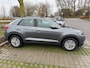 Volkswagen T-Roc 1.5 TSI Life Business 150 PK| Parkeersensoren | Apple Carplay | Android Auto | Stoelverwarming | Climatronic | Trekhaak | Park Assist