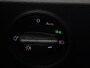 Volkswagen T-Roc 1.5 TSI Life Business 150 PK| Parkeersensoren | Apple Carplay | Android Auto | Stoelverwarming | Climatronic | Trekhaak | Park Assist