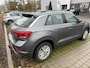 Volkswagen T-Roc 1.5 TSI Life Business 150 PK| Parkeersensoren | Apple Carplay | Android Auto | Stoelverwarming | Climatronic | Trekhaak | Park Assist