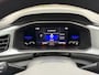 Volkswagen T-Roc 1.5 TSI Life Business 150 PK| Parkeersensoren | Apple Carplay | Android Auto | Stoelverwarming | Climatronic | Trekhaak | Park Assist