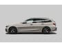 BMW 3-Serie Touring 320i M-Sport | Panoramadak | Harman Kardon | Elektr. Trekhaak